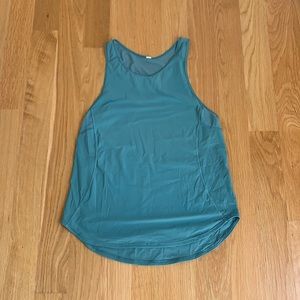 Lululemon Sculpt tank beautiful green color size 6